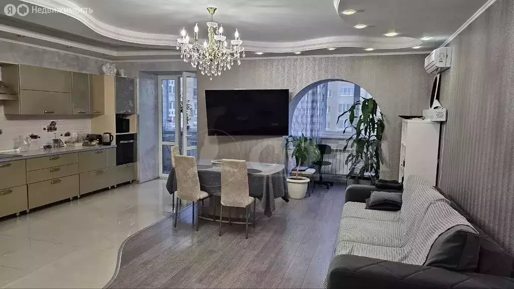 2-комнатная квартира: Тюмень, улица Немцова, 4 (63 м) - Фото 0