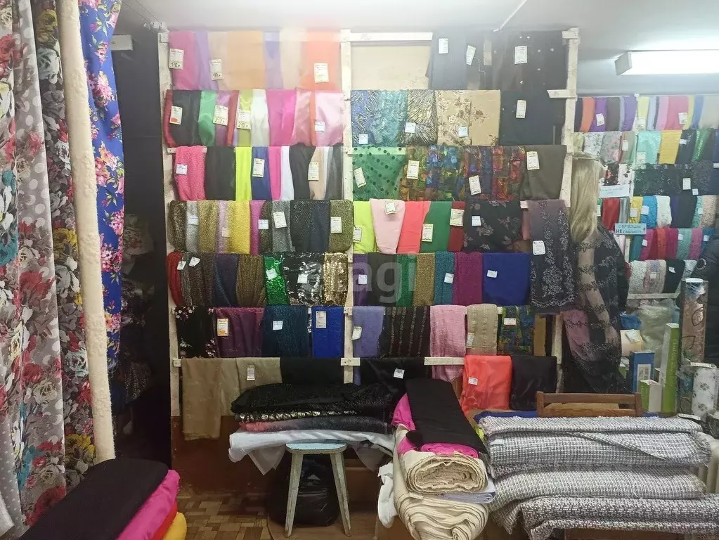 Торговая площадь в Камчатский край, Вилючинск Кронштадтская ул., 2 (43 ... - Фото 2