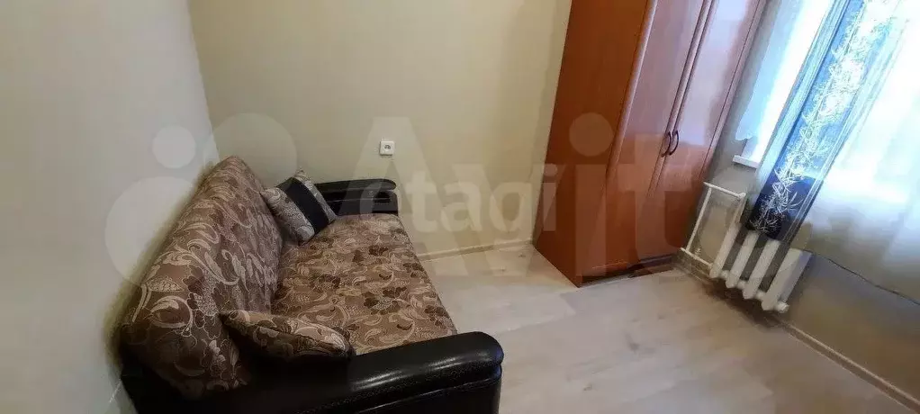 Комната 8 м в 4-к., 2/9 эт. - Фото 1