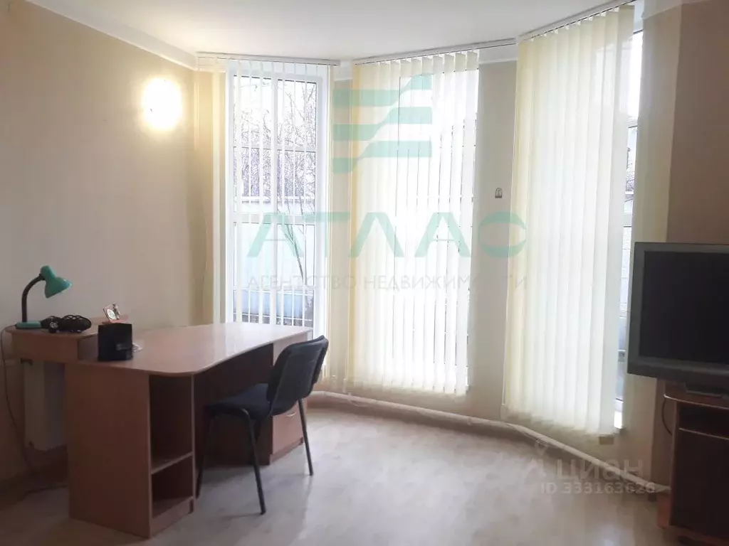 2-к кв. Крым, Симферополь ул. Репина, 94 (70.0 м) - Фото 2