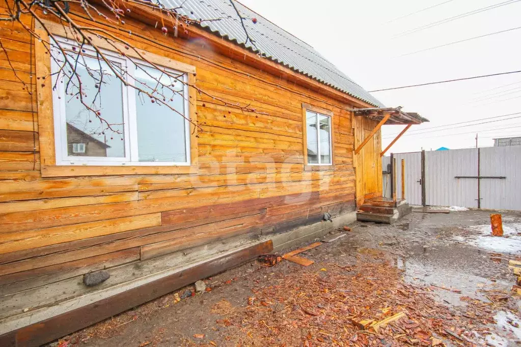 Дом в Бурятия, Улан-Удэ Заречный мкр, ул. Республиканская, 25 (60 м) - Фото 0