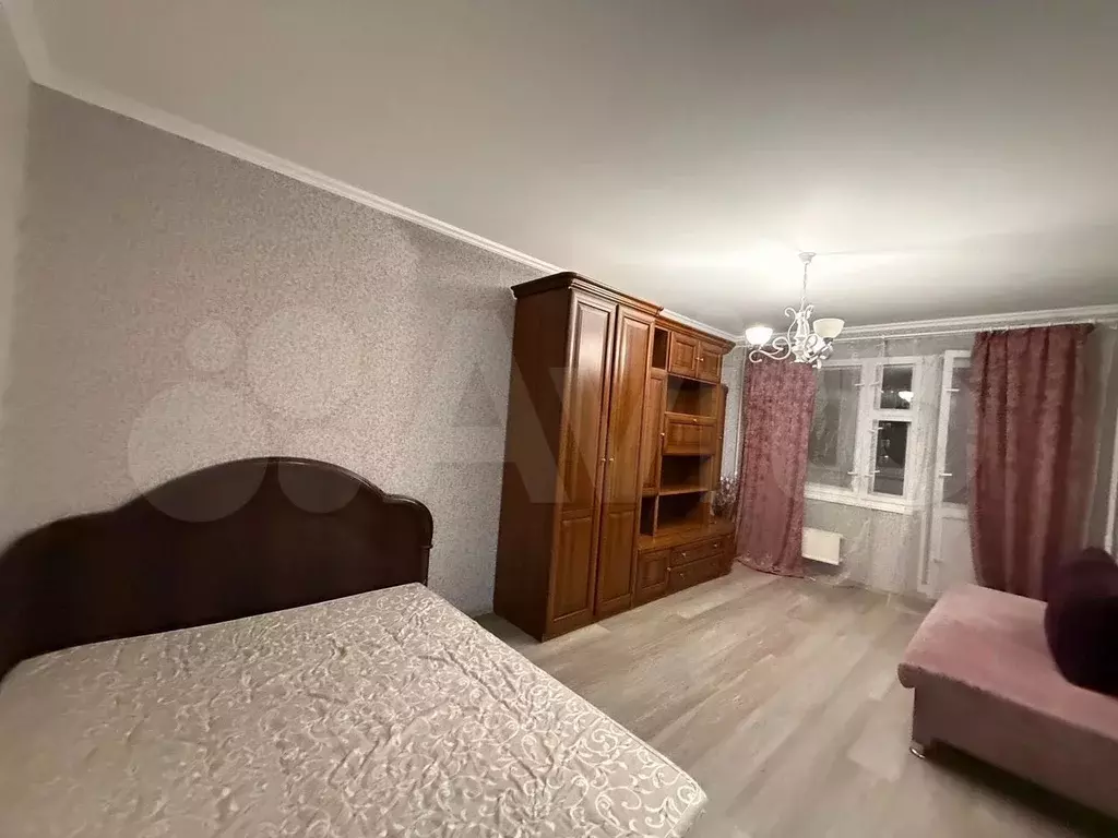 Комната 15 м в 3-к., 7/9 эт. - Фото 1