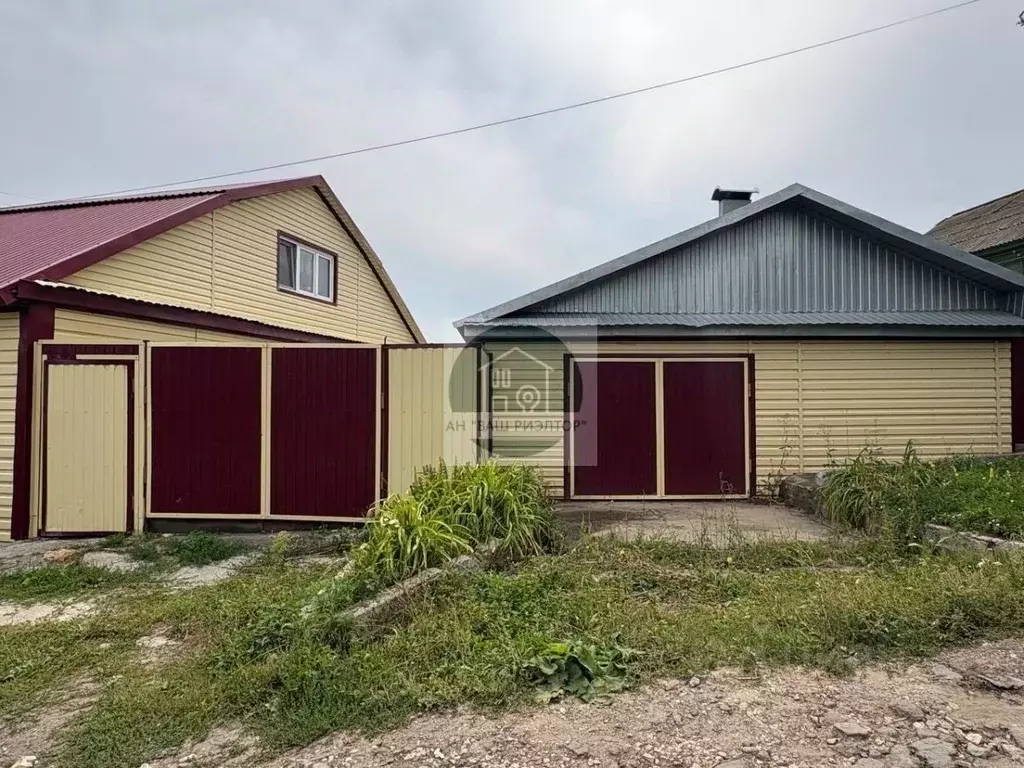 Дом в Саратовская область, Вольск ул. Фирстова, 39 (189 м) - Фото 2