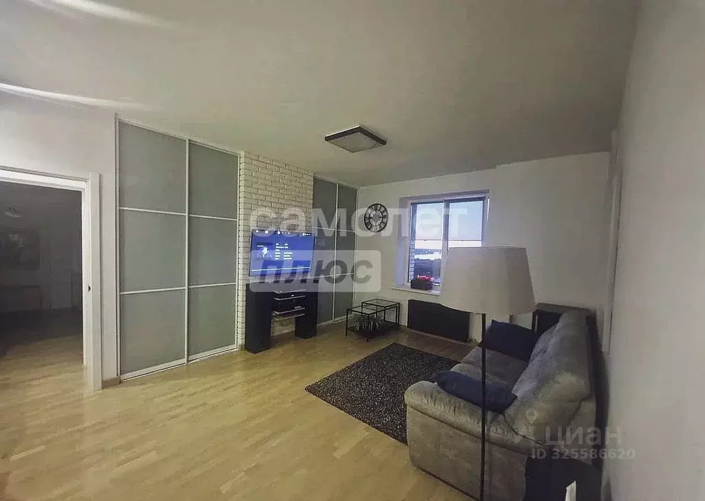 2-к кв. Ленинградская область, Кировск Набережная ул., 17 (57.2 м) - Фото 2