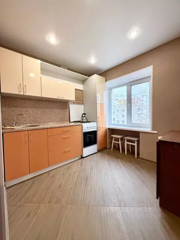 2-к кв. Орловская область, Орел Октябрьская ул., 58 (42.7 м) - Фото 1