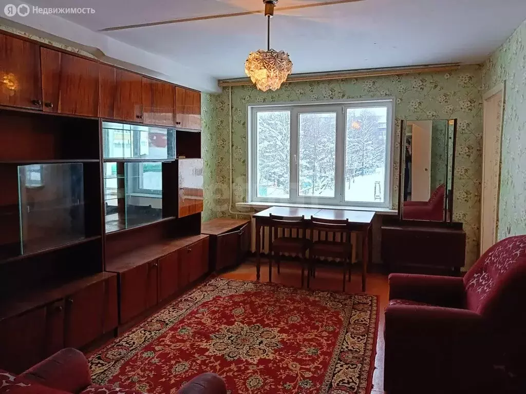 4-комнатная квартира: Ухта, проспект Ленина, 51 (59 м) - Фото 1