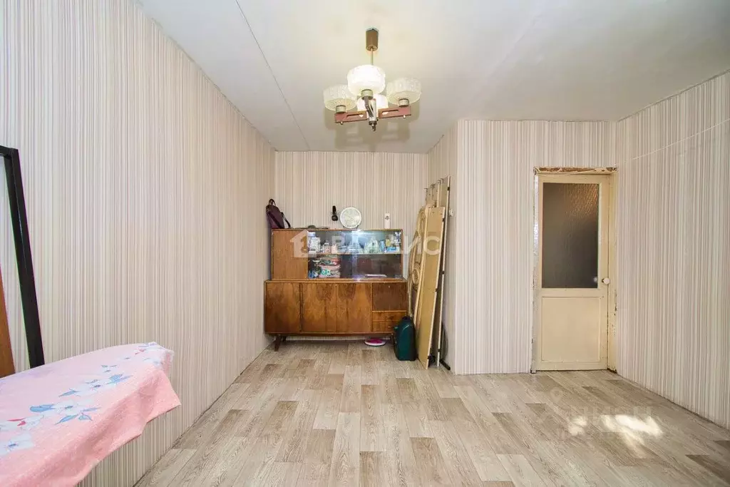 1-к кв. Владимирская область, Владимир ул. Усти-на-Лабе, 6 (30.0 м) - Фото 0