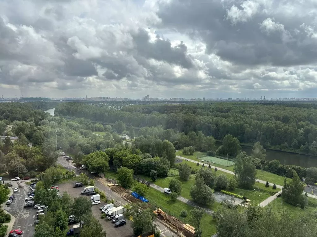 2-к кв. Московская область, Долгопрудный Молодежная ул., 14к3 (67.3 м) - Фото 0