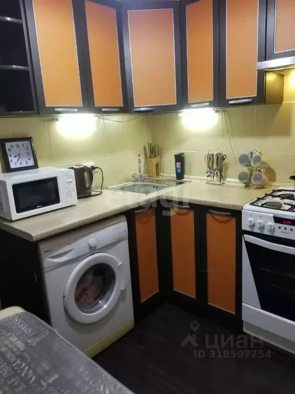 2-к кв. Хабаровский край, Хабаровск ул. Шеронова, 54 (42.8 м) - Фото 0