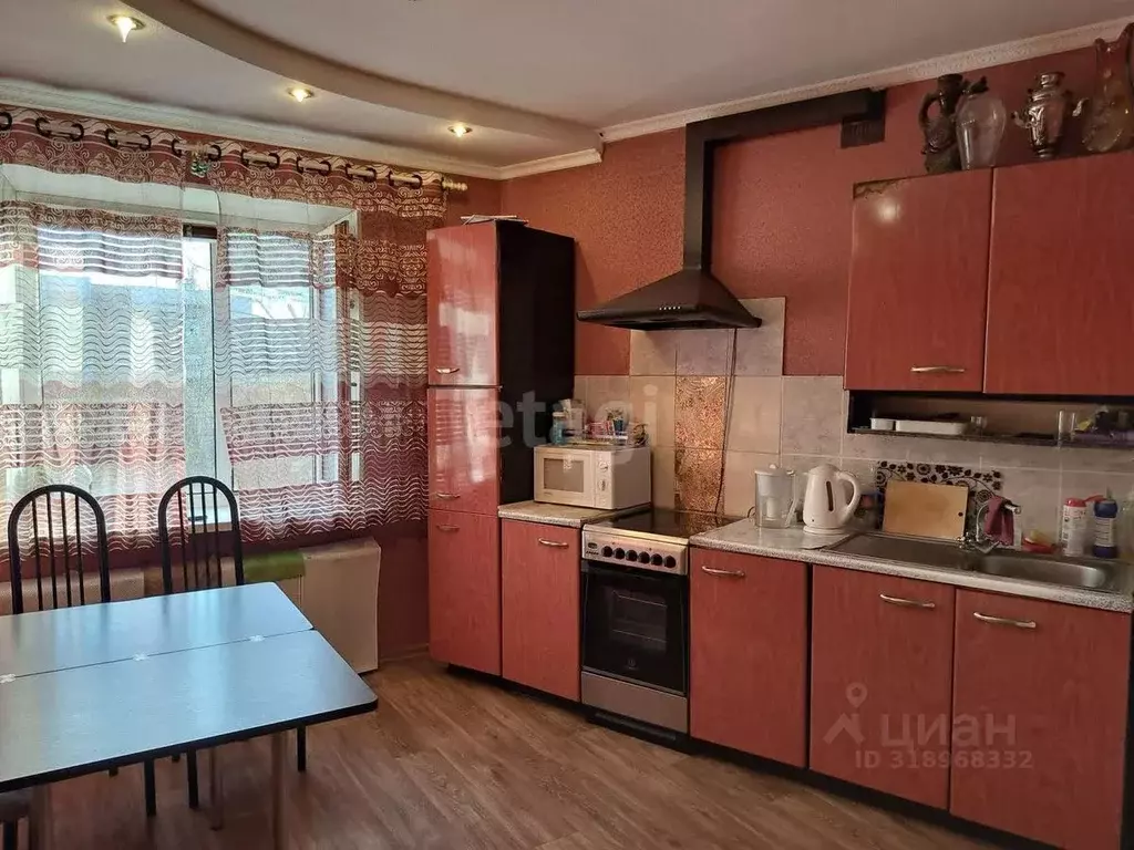 3-к кв. Ханты-Мансийский АО, Сургут просп. Ленина, 34 (75.2 м) - Фото 0