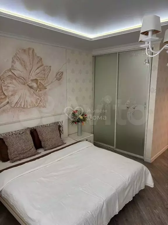 2-к. квартира, 88 м, 1/9 эт. - Фото 0