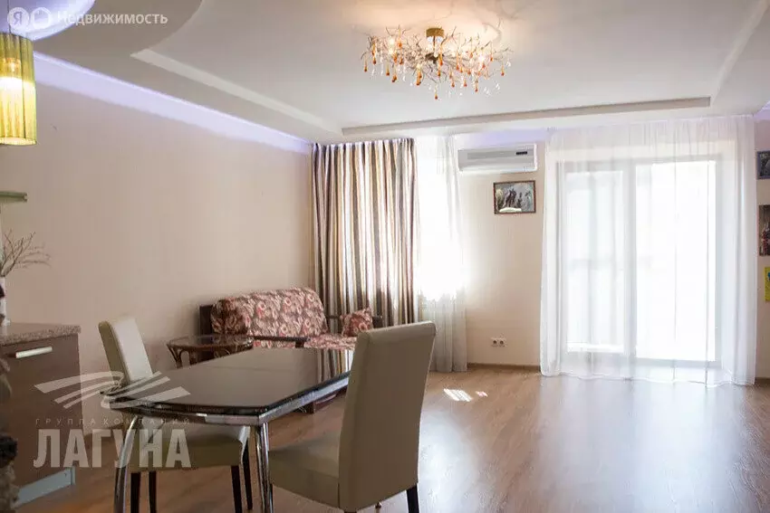 2-комнатная квартира: Томск, улица Степана Разина, 19 (57 м) - Фото 0
