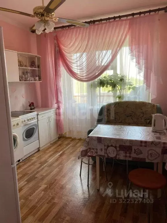 2-к кв. Ханты-Мансийский АО, Лянтор Сургутский район, ул. Салавата ... - Фото 0