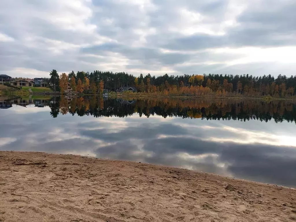 Участок в Ленинградская область, Приозерский район, Сосновское с/пос, ... - Фото 0