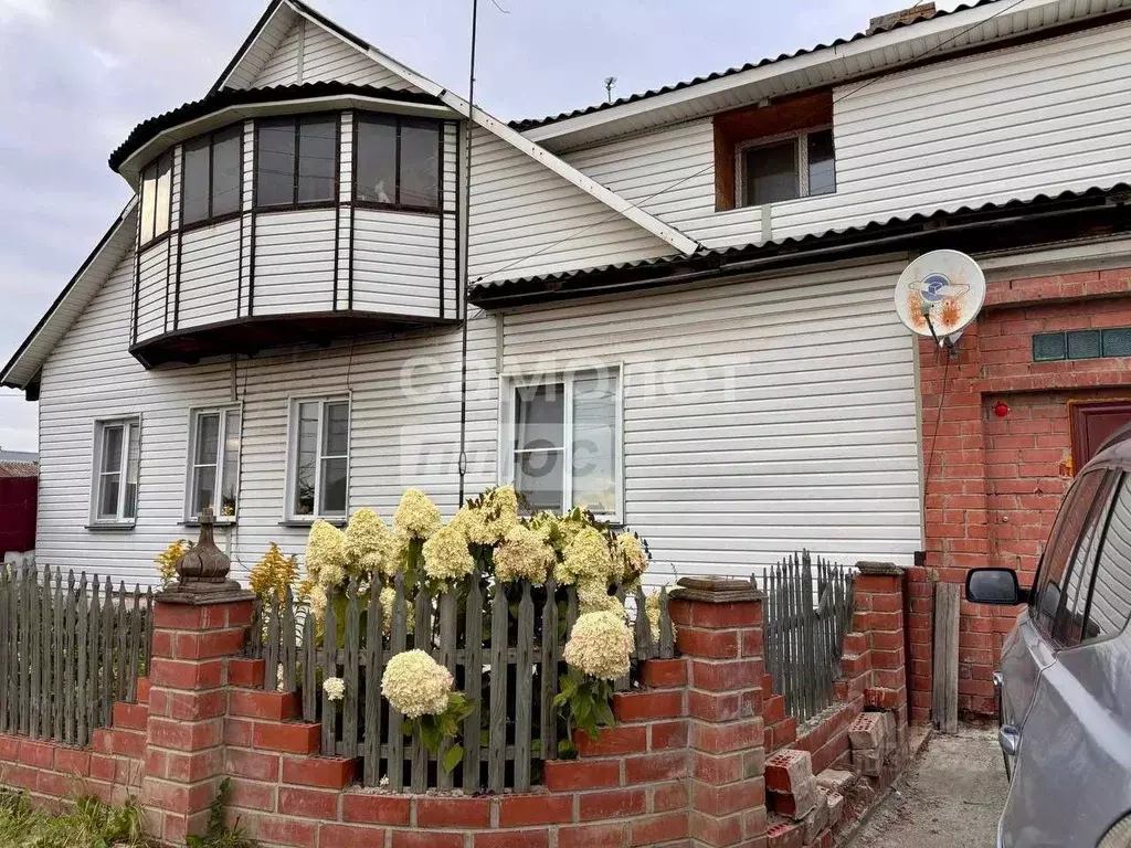 Дом в Челябинская область, Челябинск Кишиневская ул., 11 (150 м) - Фото 1