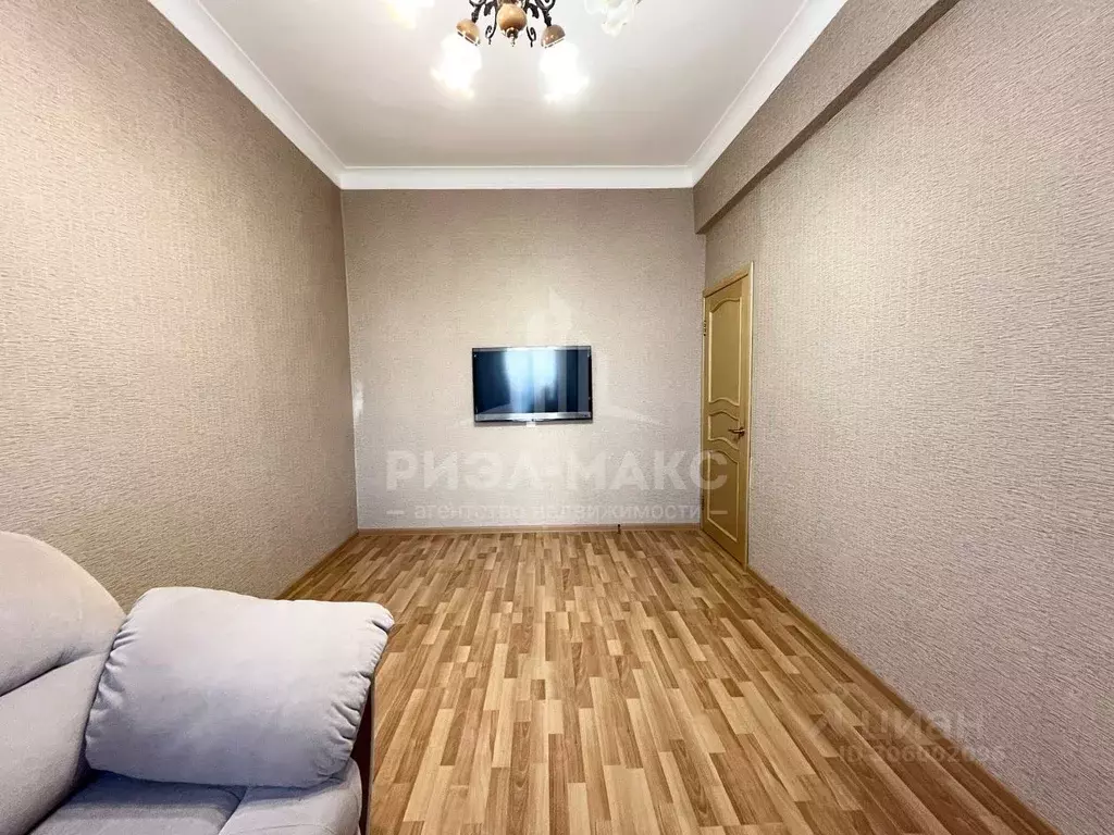 2-к кв. Брянская область, Брянск просп. Ленина, 45 (56.5 м) - Фото 2