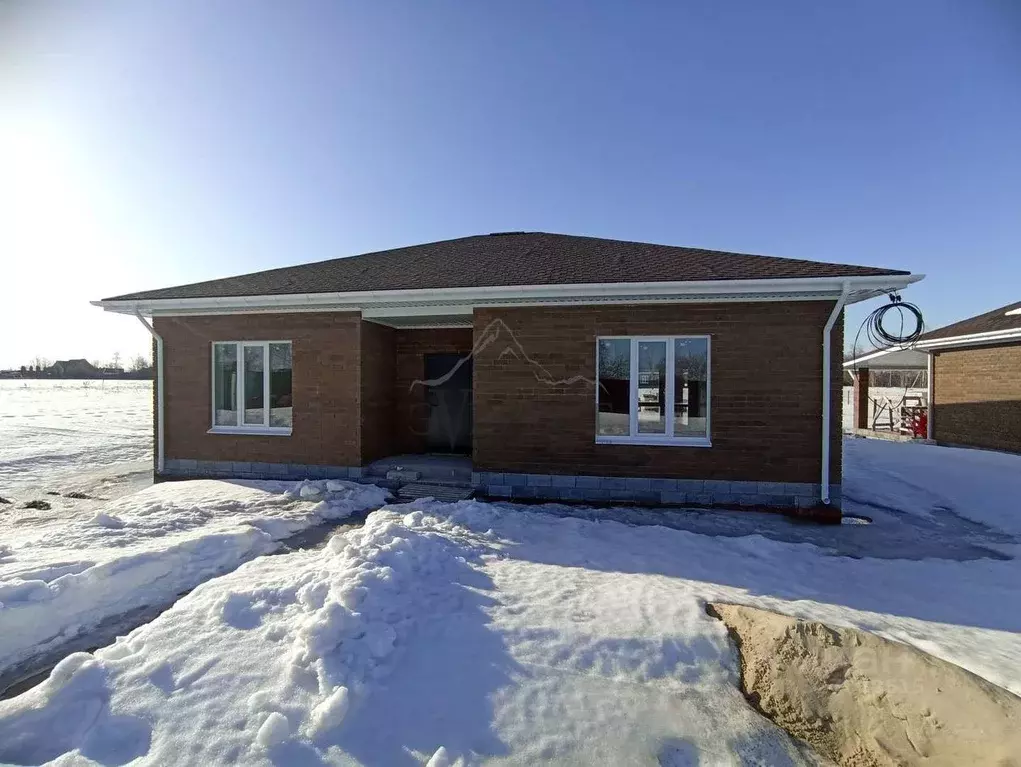 Коттедж в Белгородская область, Старооскольский городской округ, с. ... - Фото 2