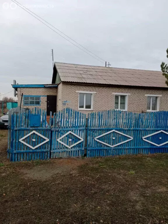 Дом в Оренбургская область, Ясненский муниципальный округ, село ... - Фото 0