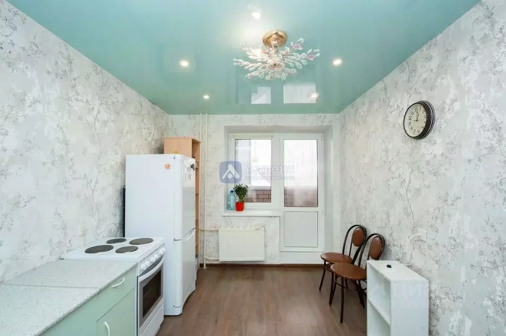 2-к кв. Тюменская область, Тюмень Малая Боровская ул., 5 (48.0 м) - Фото 1