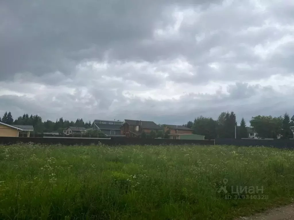 Участок в Москва д. Рассудово, ул. Святая, 19 (11.0 сот.) - Фото 0