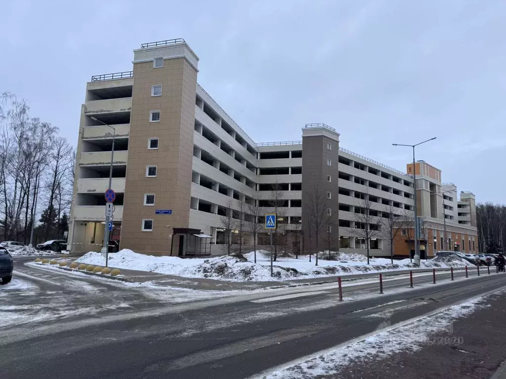 Гараж в Москва Внуковское поселение, бул. Андрея Тарковского, 1 (19 м) - Фото 0