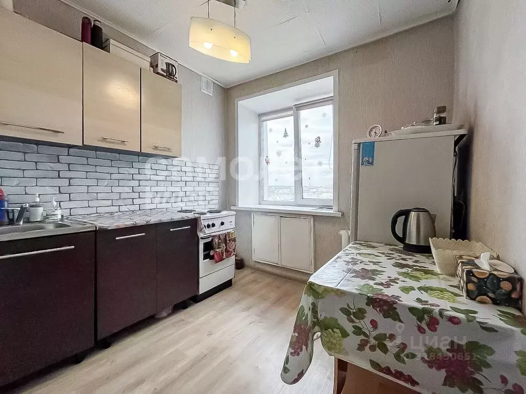 1-к кв. Кемеровская область, Кемерово ул. Веры Волошиной, 14 (30.1 м) - Фото 1