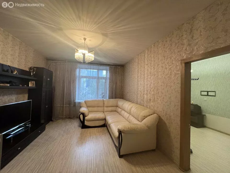 3-комнатная квартира: Челябинск, проспект Ленина, 30 (75.3 м) - Фото 1