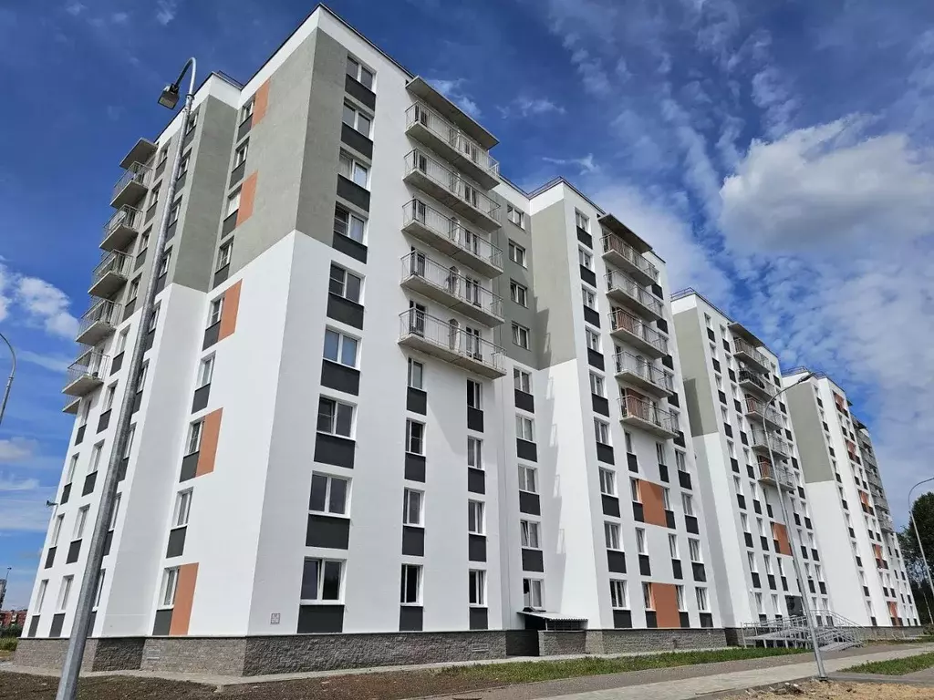 3-к кв. Ленинградская область, Шлиссельбург Кировский район, ул. ... - Фото 1