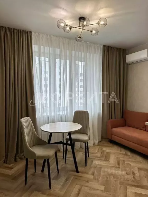 1-к кв. Тюменская область, Тюмень ул. Республики, 204к11 (40.4 м) - Фото 0