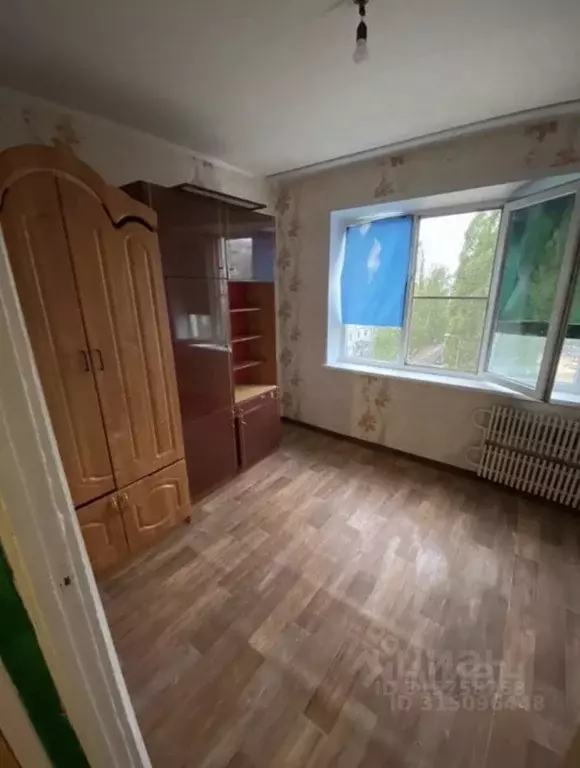 2-к кв. Белгородская область, Старый Оскол Макаренко мкр, 34 (40.0 м) - Фото 0