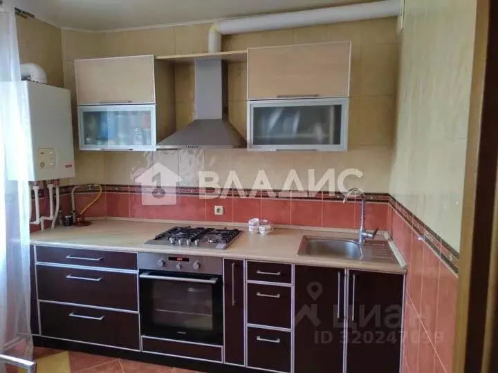 3-к кв. Белгородская область, Белгород ул. Есенина, 44а (63.3 м) - Фото 1