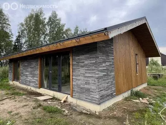 Дом в Тверская область, Калининский муниципальный округ, деревня ... - Фото 0