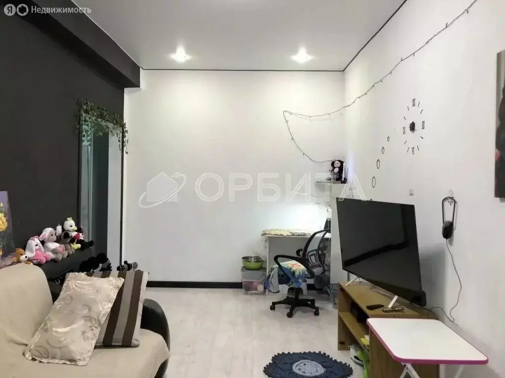 2-комнатная квартира: Тюмень, улица Жуковского, 84к1 (53.8 м) - Фото 2