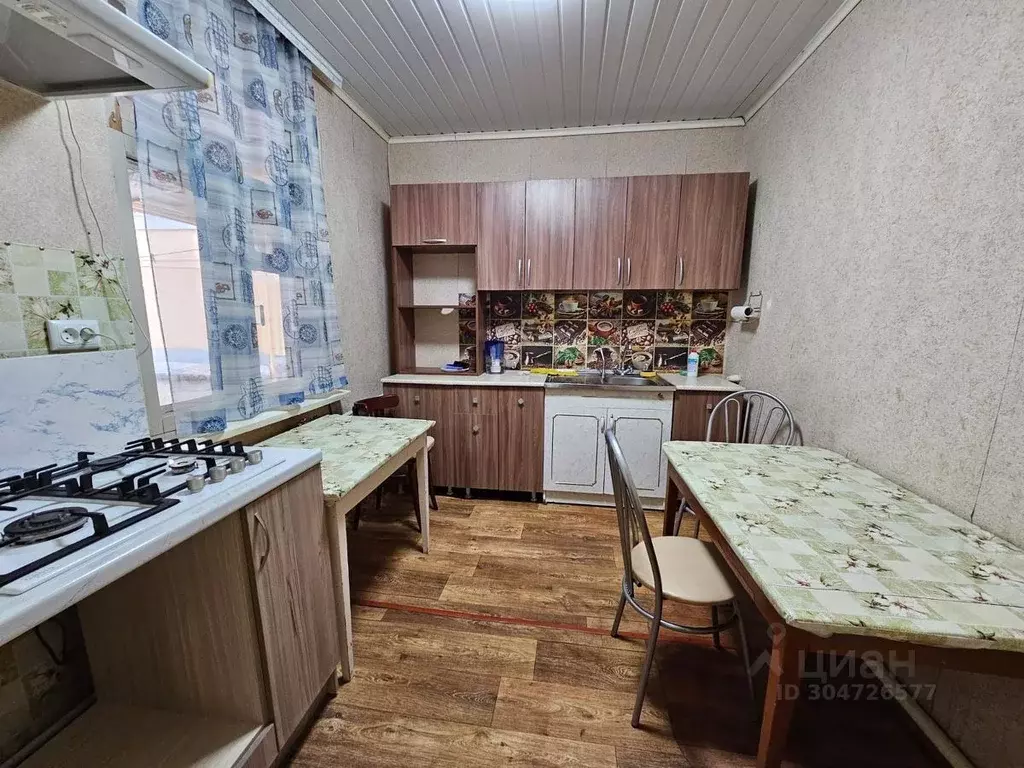 2-к кв. Крым, Симферополь ул. Лазурная, 30 (48.0 м) - Фото 1