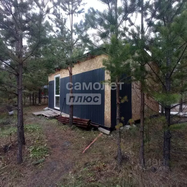 Дом в Свердловская область, Белоярский муниципальный округ, Апрель кп  ... - Фото 1