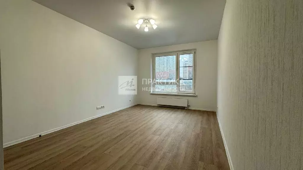 Продается 1-комнатная квартира - Фото 1