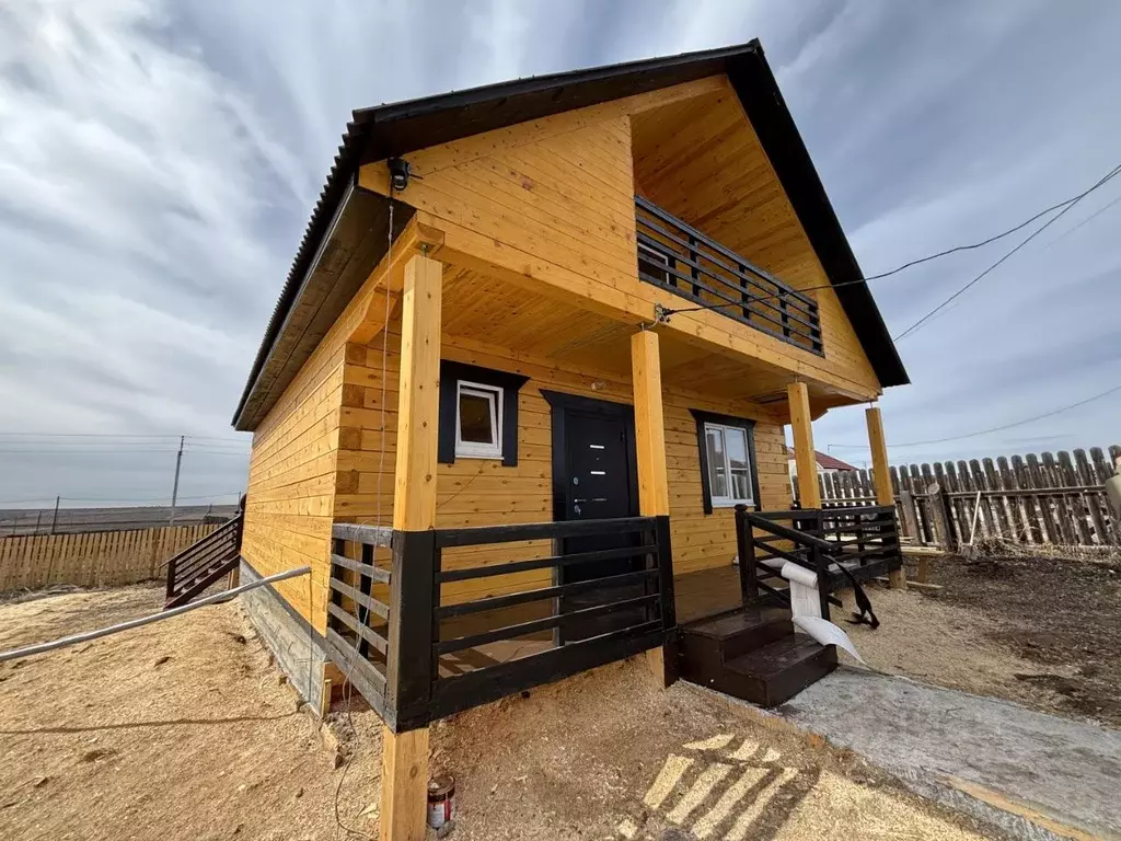 Дом в Иркутская область, Иркутский муниципальный округ, с. Урик ул. ... - Фото 1