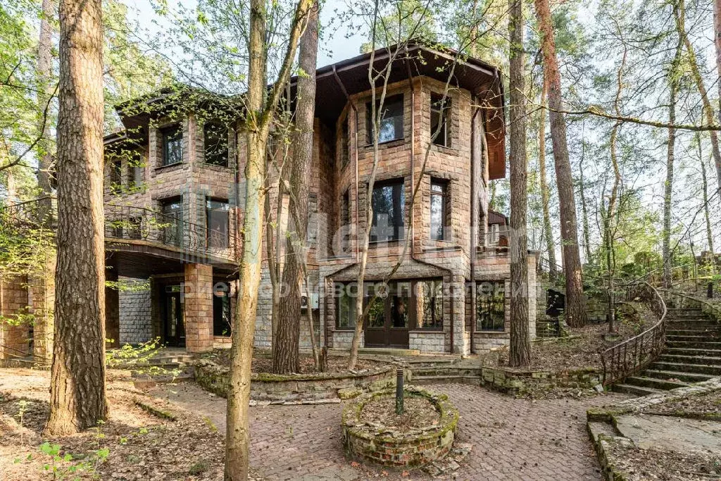 Продается дом в ДСК Зеленая лощина - Фото 1