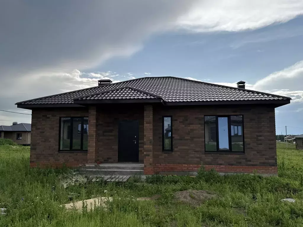 Коттедж в Татарстан, Лаишевский район, Кирбинское с/пос, д. Травкино ... - Фото 1