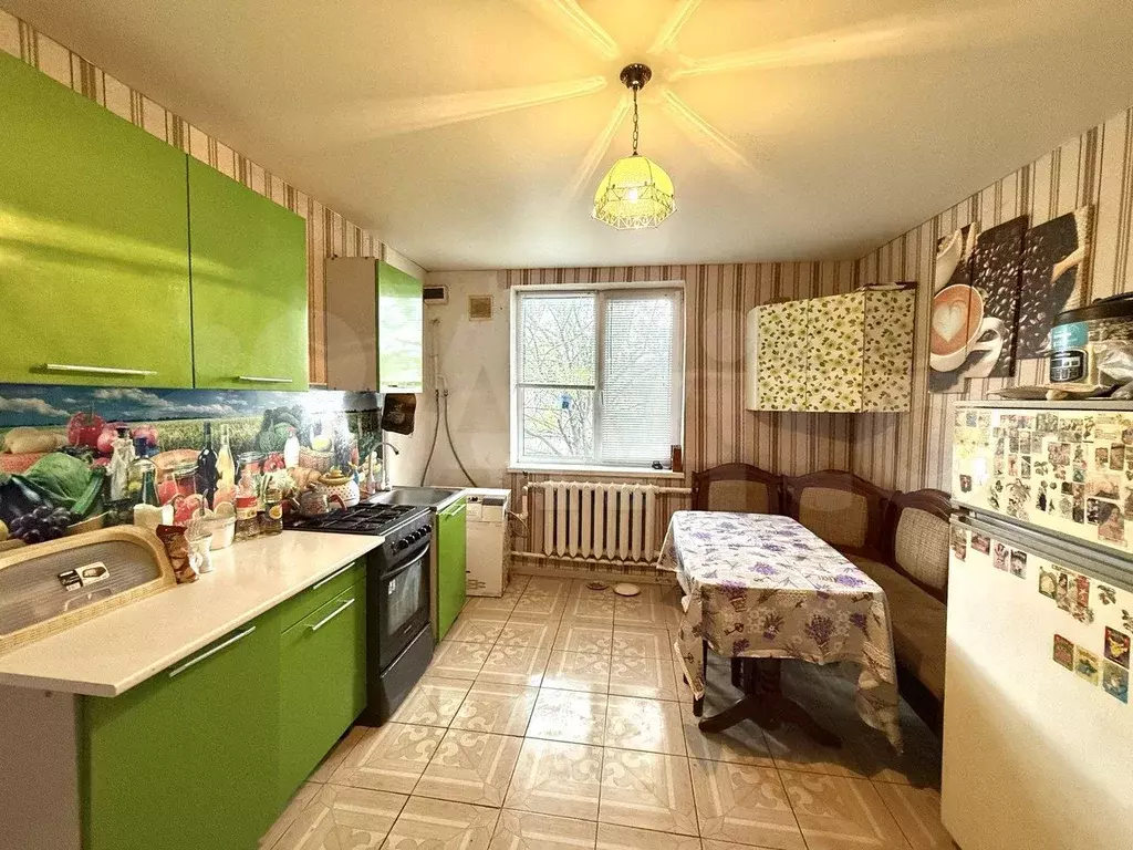 2-к. квартира, 55 м, 1/1 эт. - Фото 0