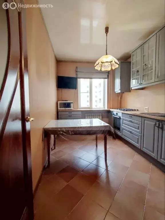 2-комнатная квартира: Астрахань, 3-я Зеленгинская улица, 2к3 (64 м) - Фото 1