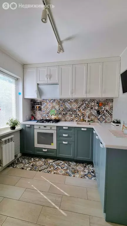 3-комнатная квартира: Астрахань, улица Комсомольская Набережная, 15 ... - Фото 2