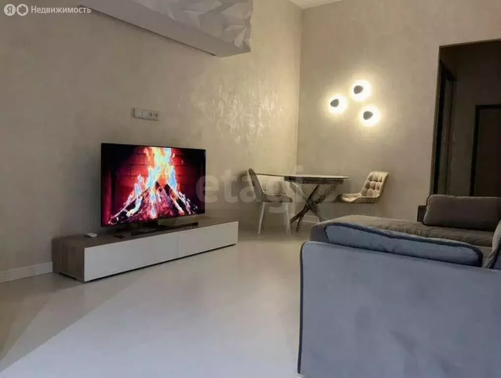 2-комнатная квартира: Пермь, улица Революции, 24 (44 м) - Фото 2