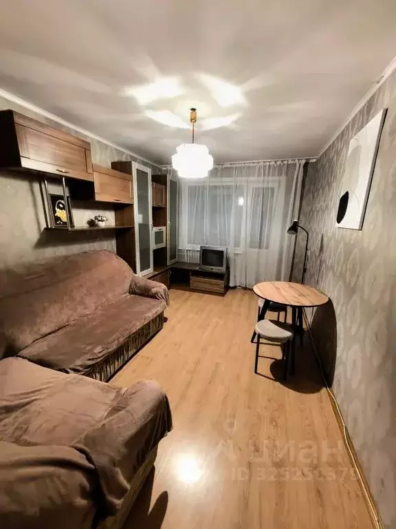 3-к кв. Брянская область, Сельцо проезд Горького, 13 (54.0 м) - Фото 1