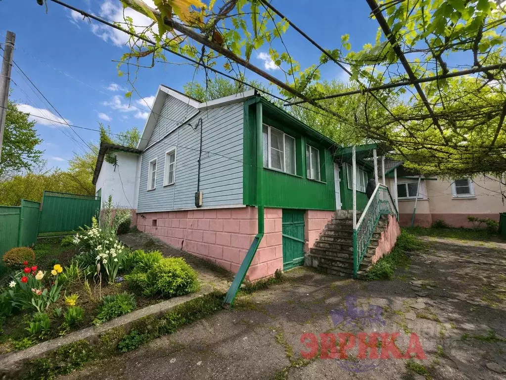 Дом в Краснодарский край, Крымский район, с. Молдаванское  (50 м) - Фото 2