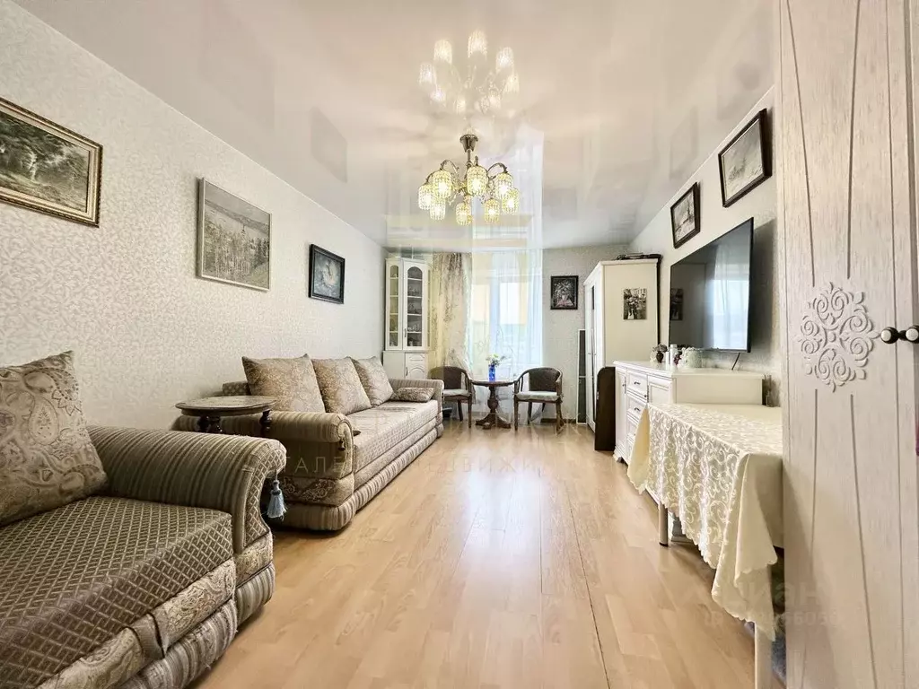 1-к кв. Санкт-Петербург ул. Коммуны, 28к1 (31.2 м) - Фото 0