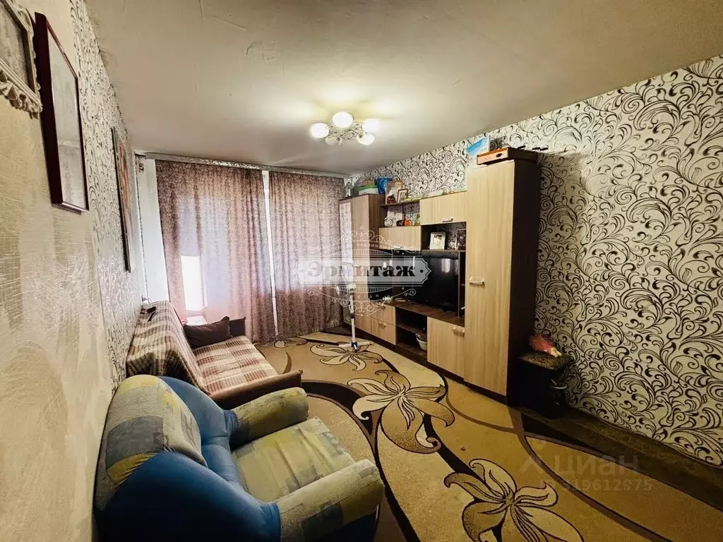 2-к кв. Курганская область, Курган Заозерный жилрайон, 3-й мкр, 7 ... - Фото 2