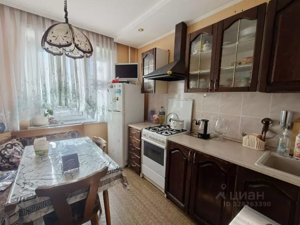 3-к кв. Курская область, Курск просп. Хрущева, 13 (50.0 м) - Фото 2