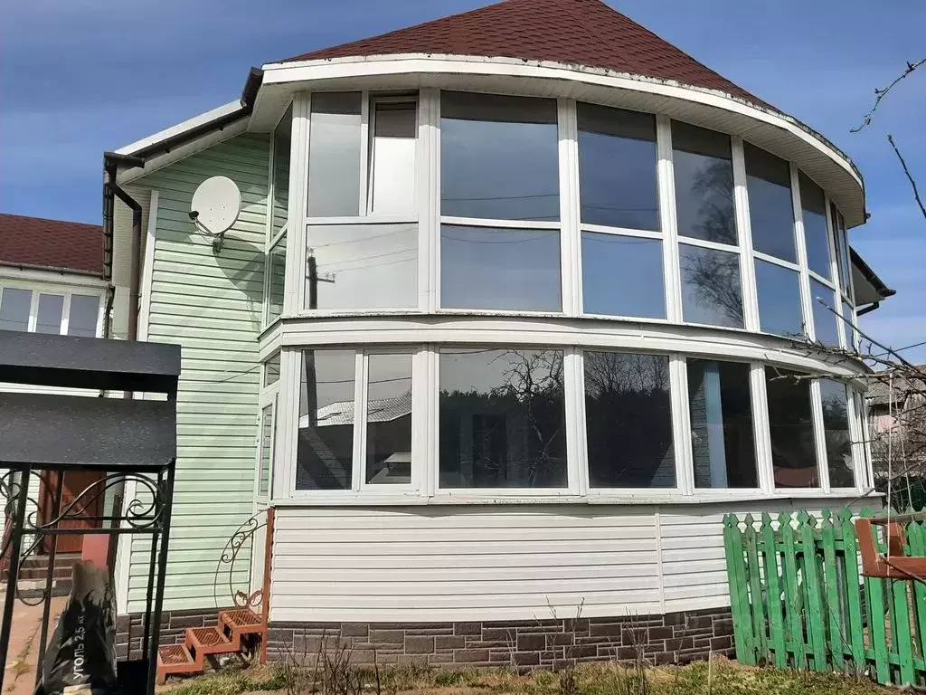 Дом в Ленинградская область, Тосненское городское поселение, с. Ушаки ... - Фото 2