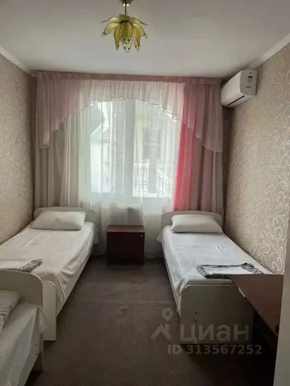 Комната Краснодарский край, Сочи Адлер жилрайон, ул. Аллейная, 3Д - Фото 0